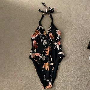 Floral Cupshe one piece bathing suit